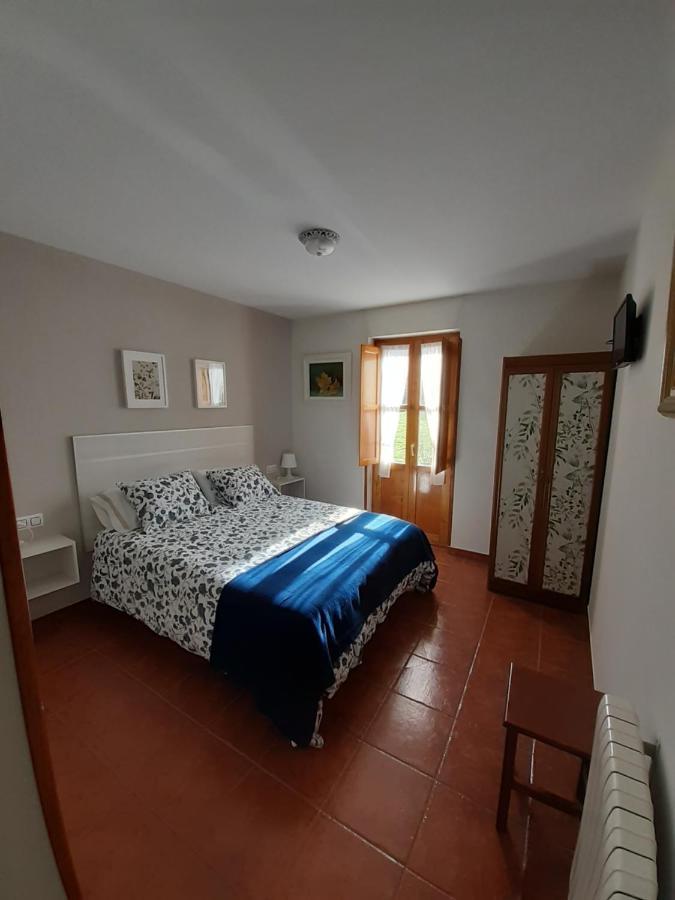 La Casona Del Jou Guest House Ortiguero Exterior photo