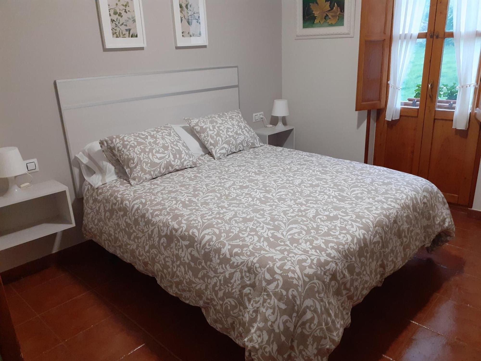 La Casona Del Jou Guest House Ortiguero Room photo